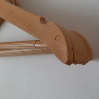 چوب لباسی مدل افرا بچگانه بسته 24 عددی 101740346